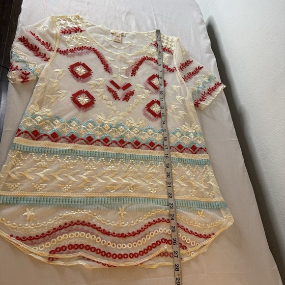 Sundance Sheer Embroidered Short Sleeve Boho Top Women's Medium Aztec Red Blue - Picture 10 of 10